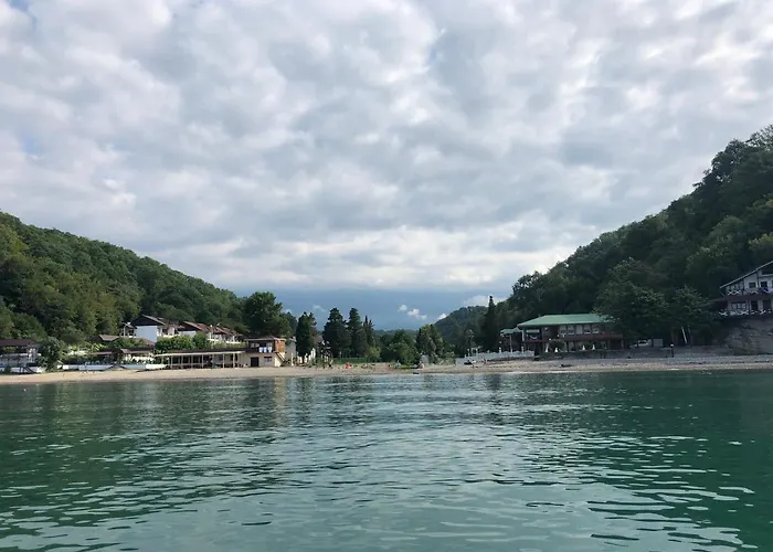 Золотая Бухта База Отдыха